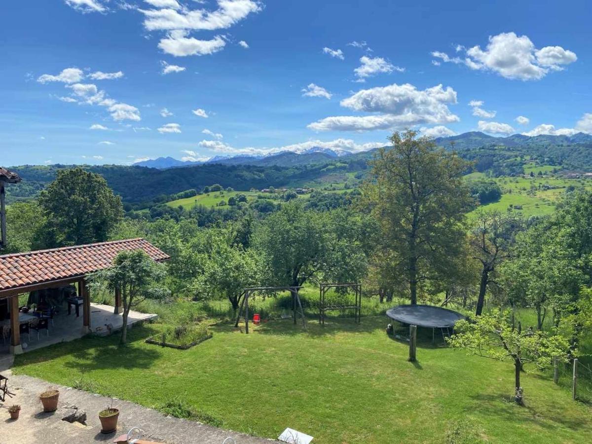 Casa Rural El Bohio Arriondas Eksteriør billede