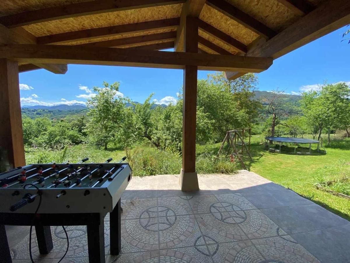 Casa Rural El Bohio Arriondas Eksteriør billede