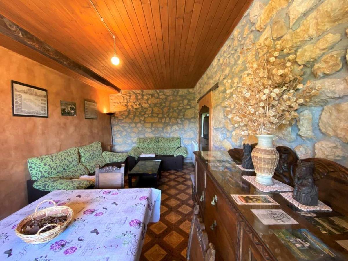 Casa Rural El Bohio Arriondas Eksteriør billede