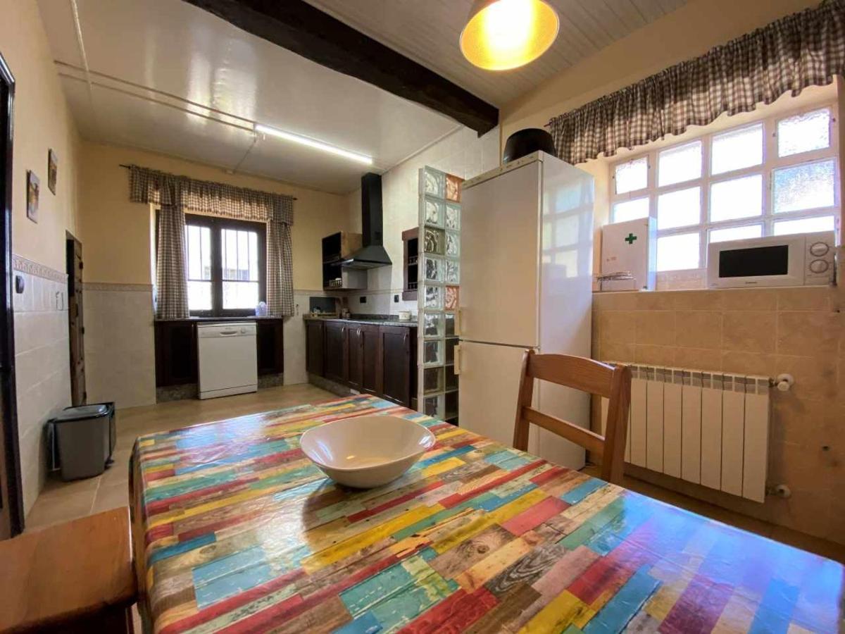 Casa Rural El Bohio Arriondas Eksteriør billede