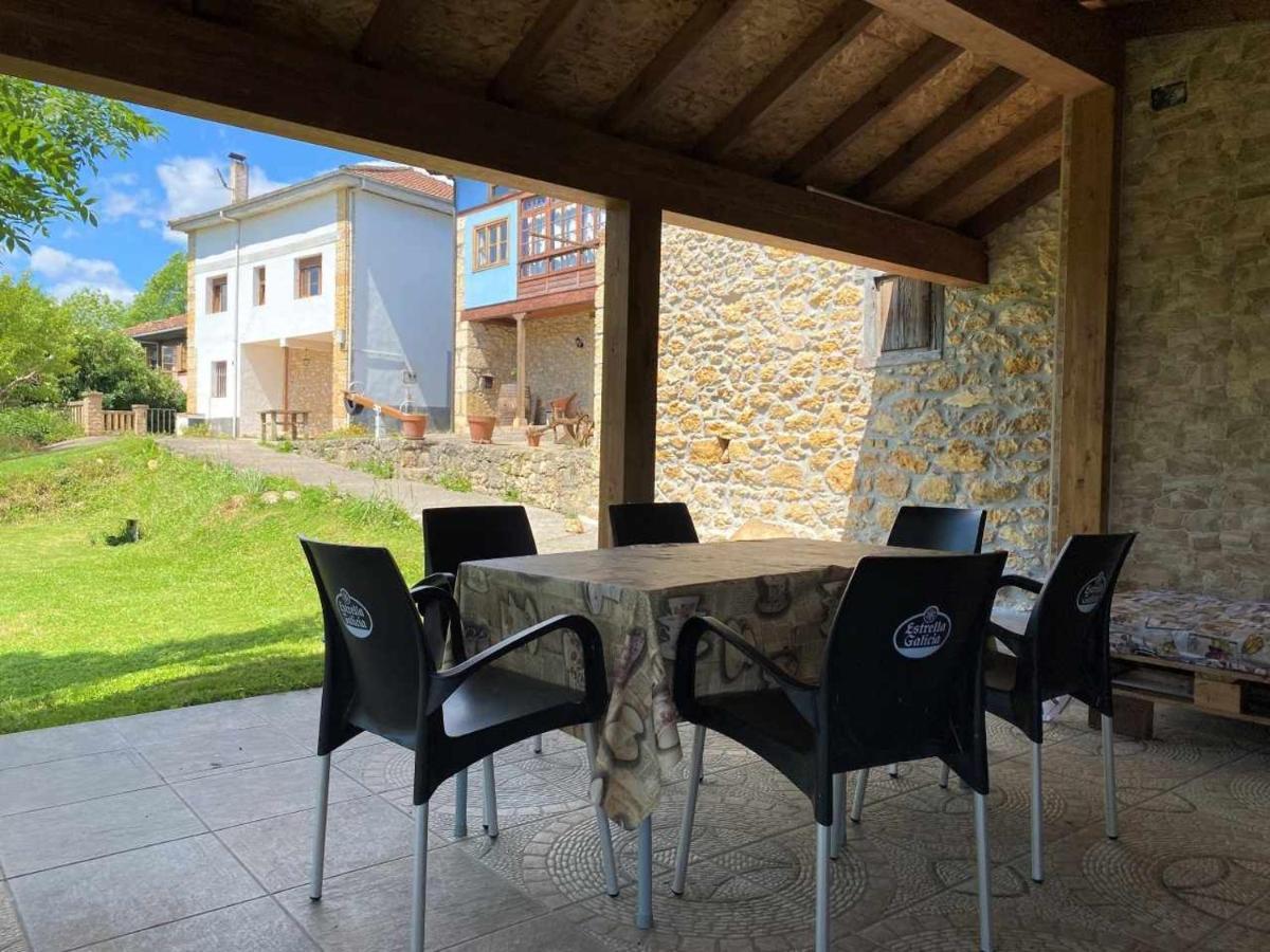 Casa Rural El Bohio Arriondas Eksteriør billede